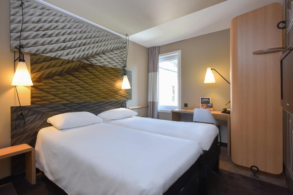 Ibis Brussels Erasmus Hotel Anderlecht Exterior foto