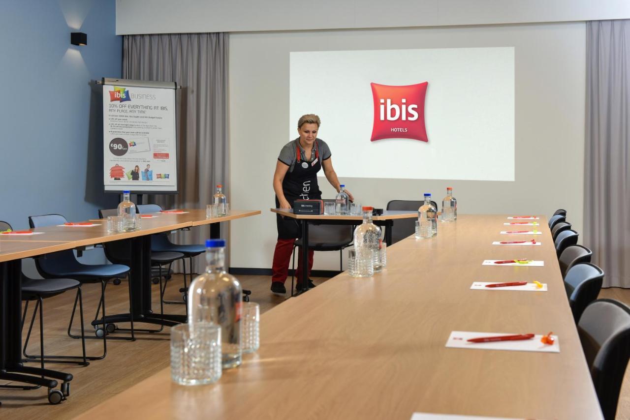 Ibis Brussels Erasmus Hotel Anderlecht Exterior foto